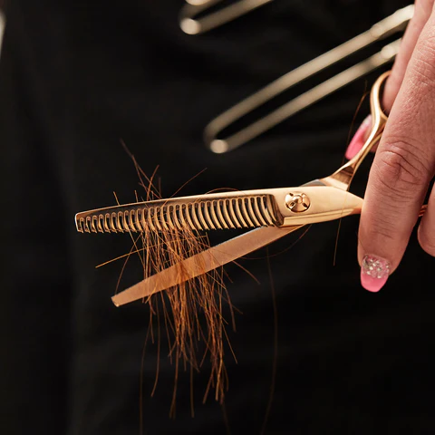 how to use thinning shears