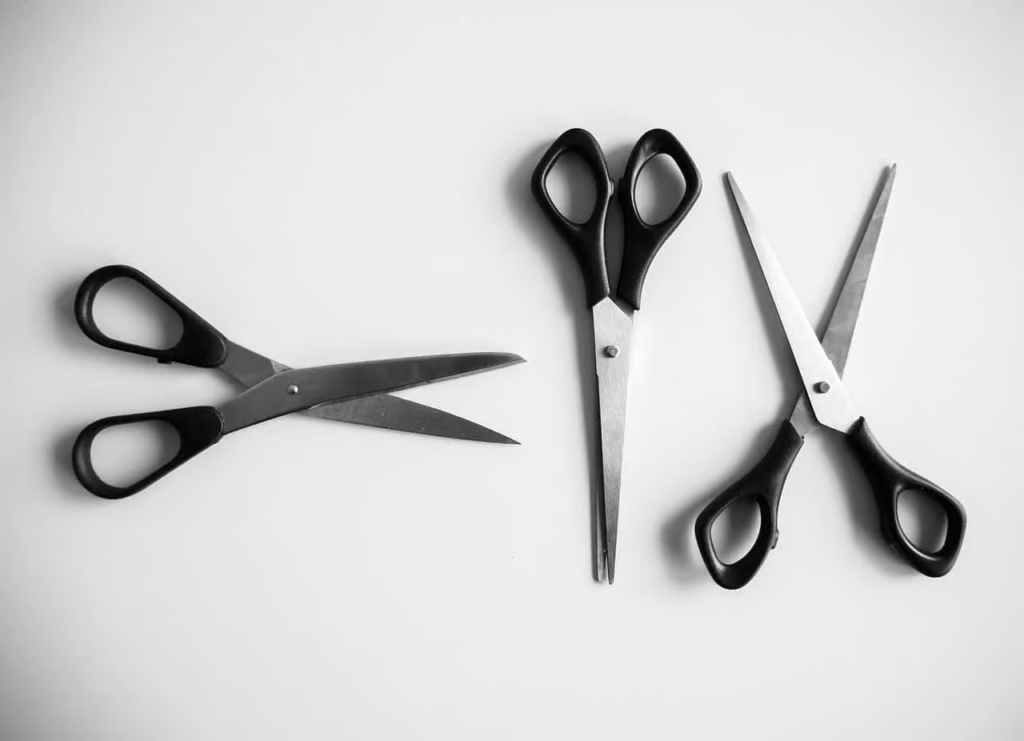 scissors on airplane